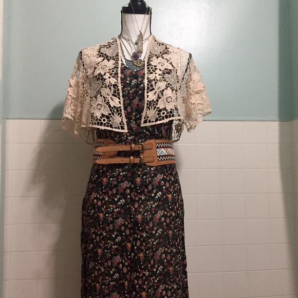 90's Vintage Italian Sisley Floral Dress - Picture 3 of 8